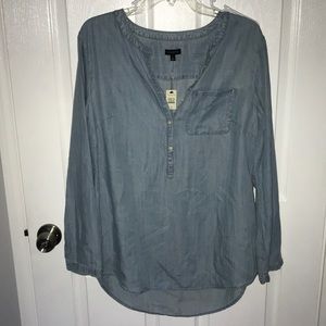 🍄FINAL PRICE🍄 NEW Denim Button Down Top